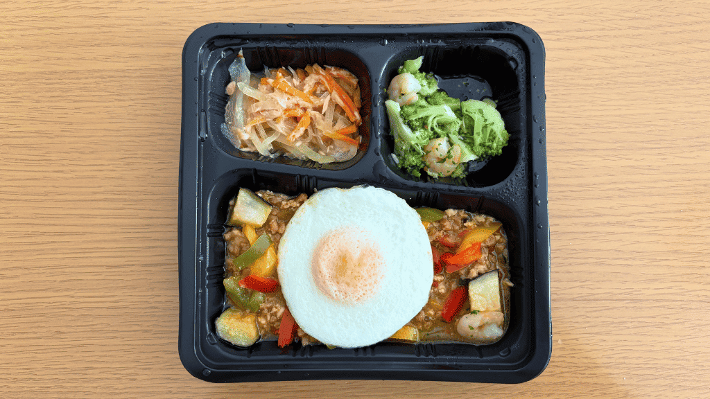 食のそよ風_とろーりたまごのガパオ風