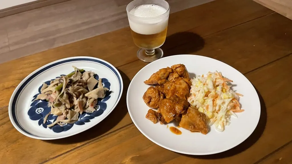 ツクリオのお弁当をお皿に移した様子
