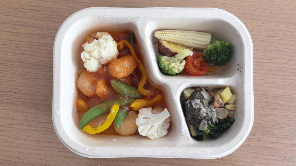 GREEN SPOON_彩り野菜と甘辛ソースの特製エビチリ