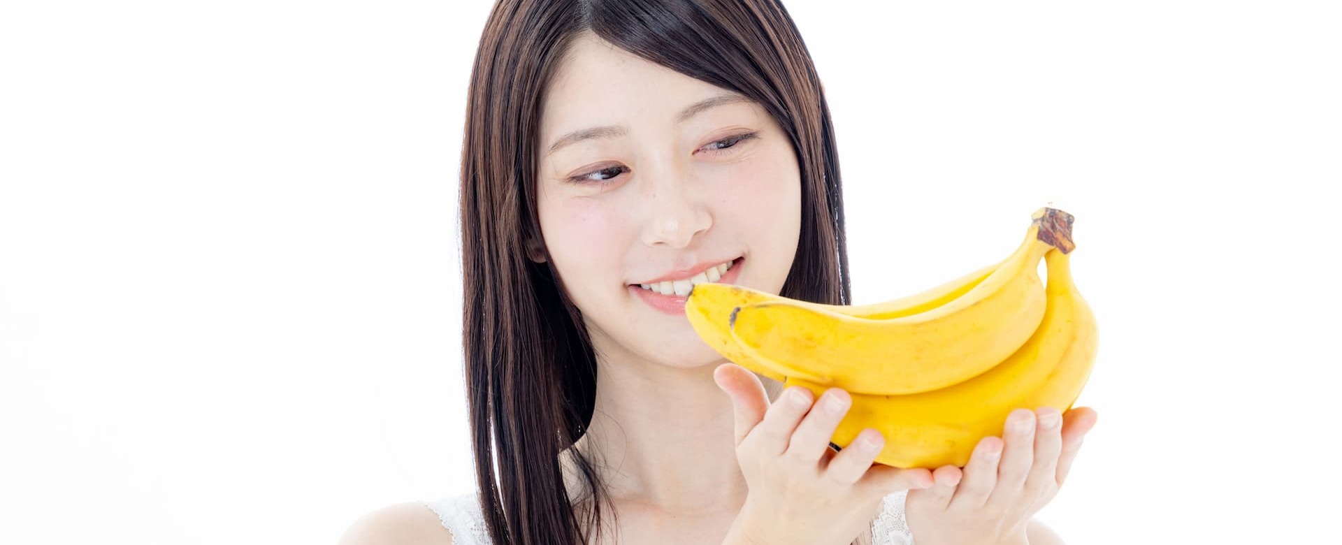 【管理栄養士監修】朝にバナナは食べない方がいい？メリット・デメリット・おすすめ代替朝食まで徹底解説