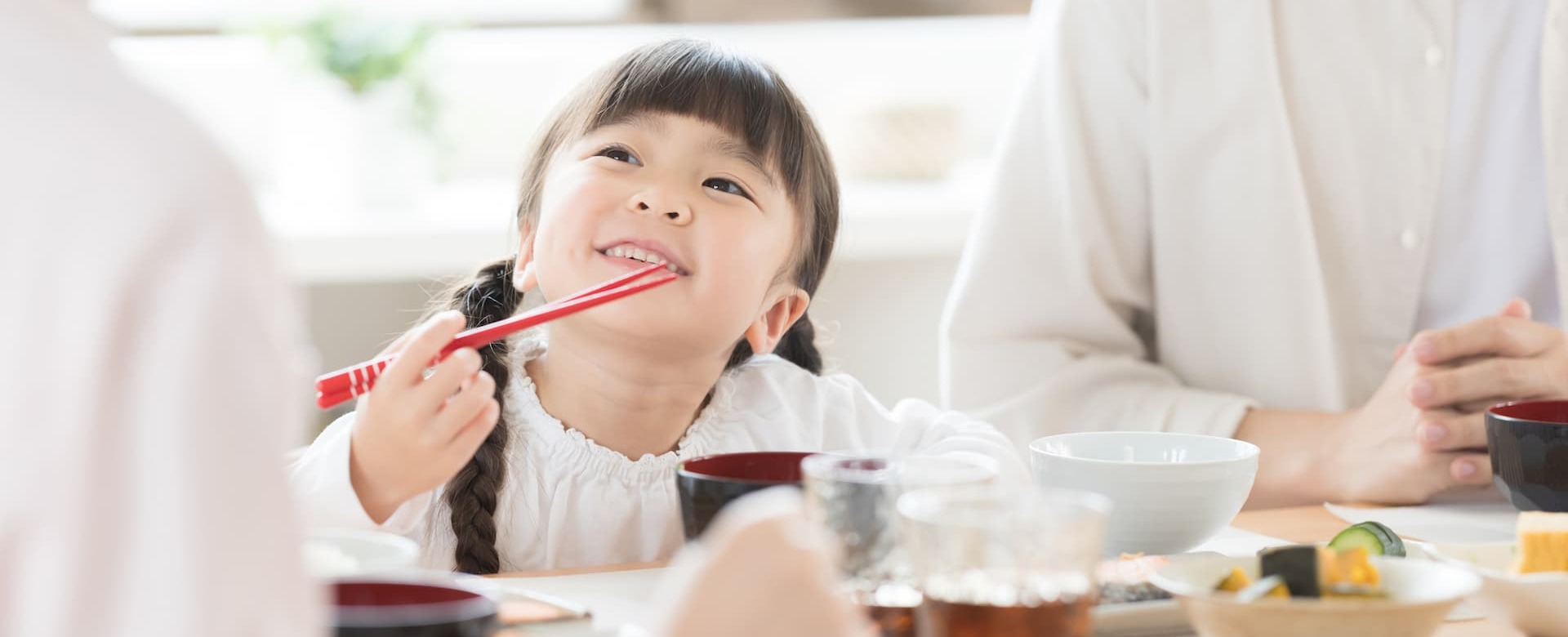 成長期の子供に必要な栄養素を知ってサポート！食事メニューも紹介