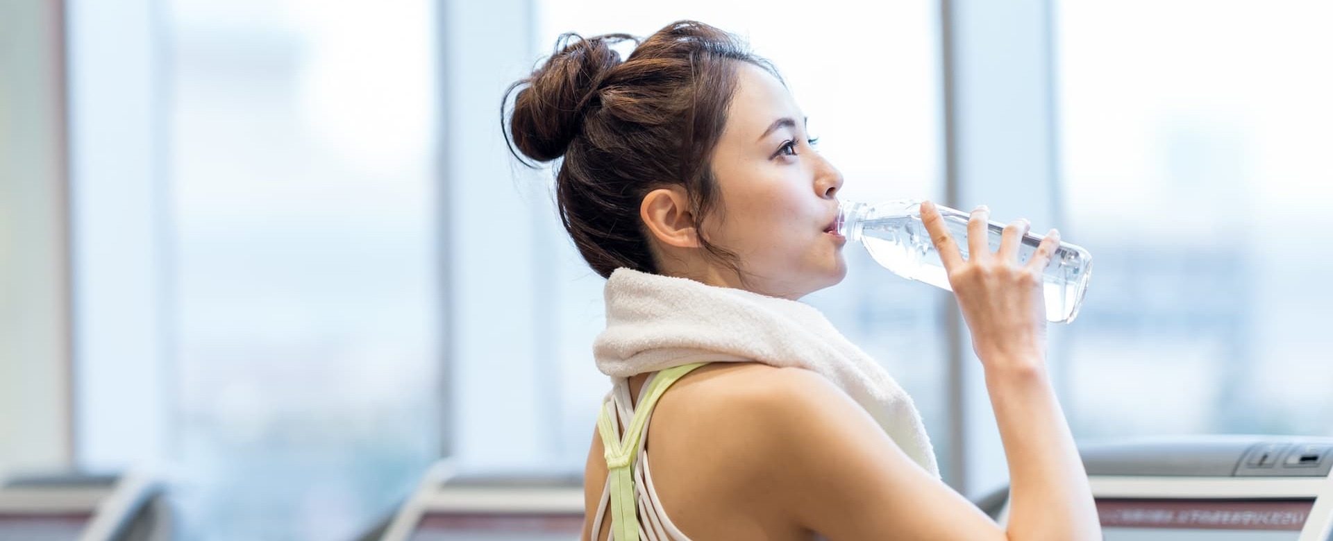 筋トレ中の水分補給は筋肥大の効果あり!効果的な摂取方法を理解しよう