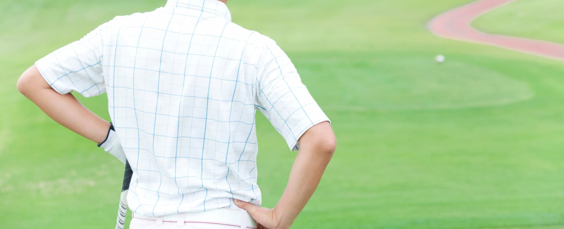 ゴルフ由来の腰痛が起きる原因とは？左側・右側に分けて徹底解説