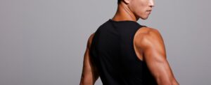 【道具なし】上腕三頭筋を鍛える自重トレーニング6選！コツも一緒に紹介