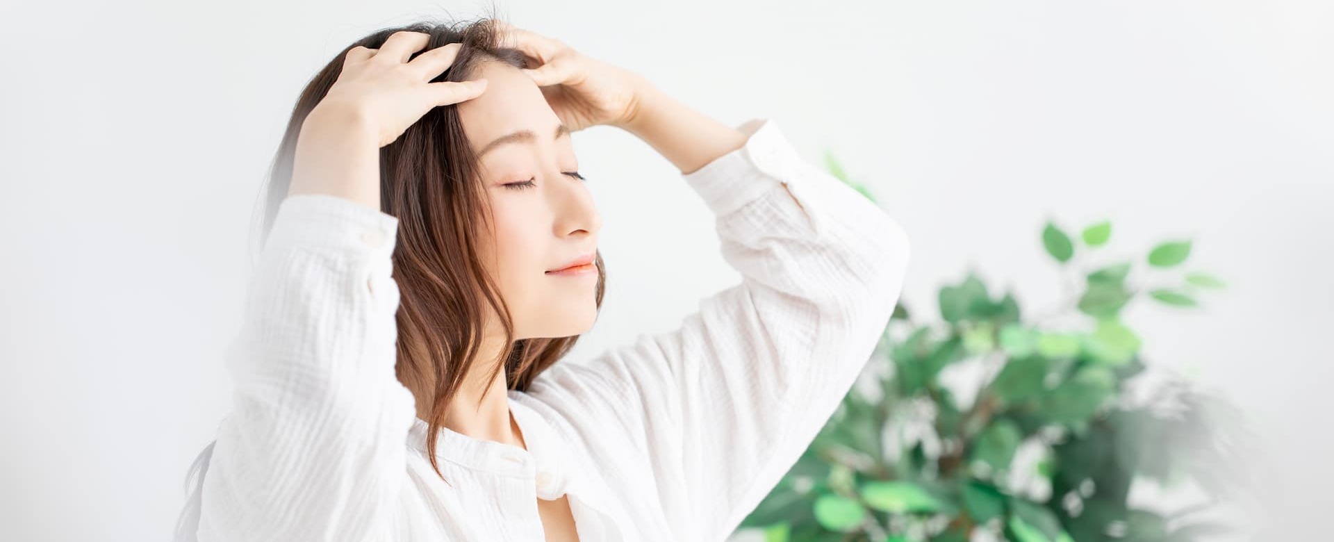 リフトアップには頭皮が重要！たるみの原因や4つの方法・効果を紹介