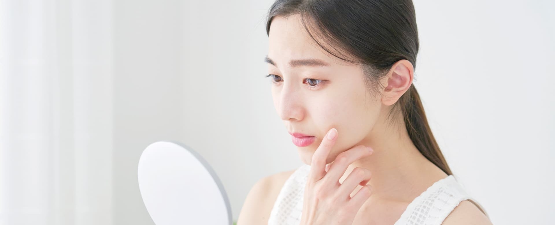 お酒の翌日のむくみを即効で解消！顔・脚のパンパンを防ぐ原因と対策を徹底解説