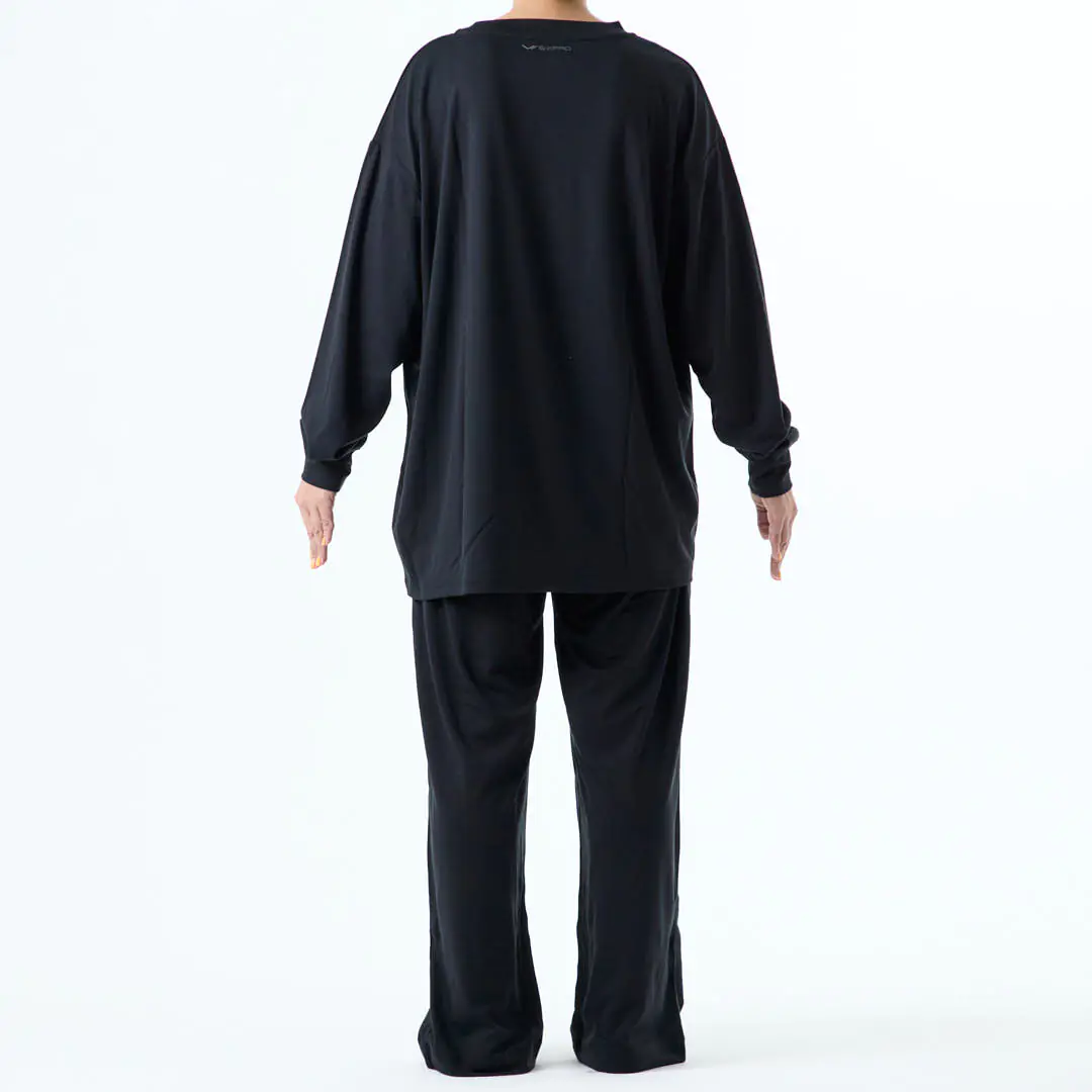 リカバリウェア着用後姿