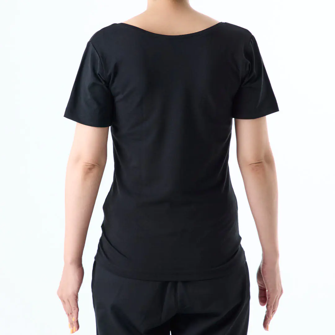 リカバリウェア着用後姿