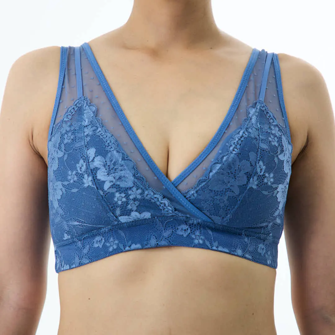 ナイトブラ着用前姿