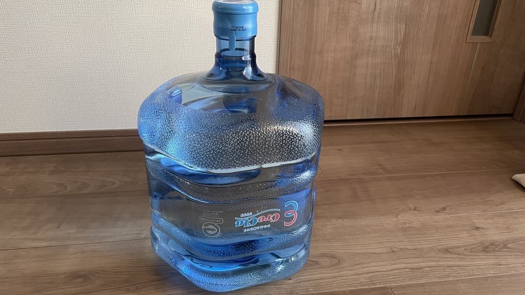 クリクラサーバーS_水ボトル