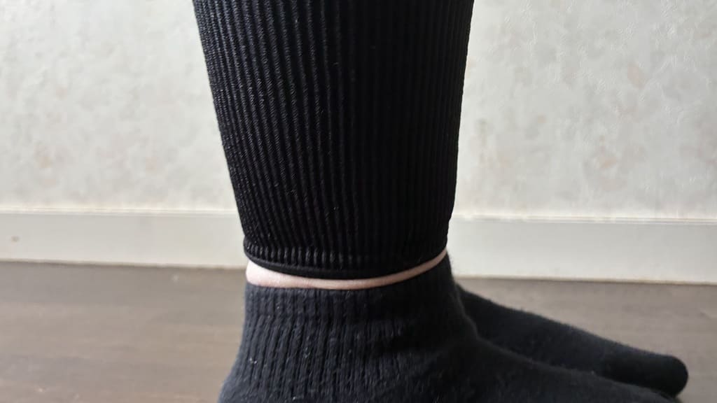 グラマラスパッツ_スリットのデザイン