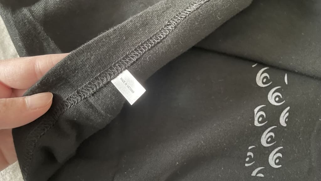 リライブシャツ_タグがついてない